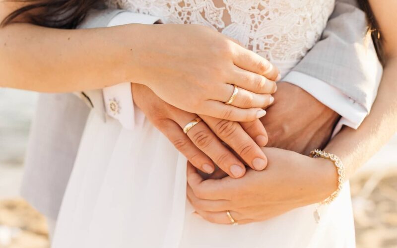 5 Tipps für die Auswahl des perfekten Eherings für Lesben
